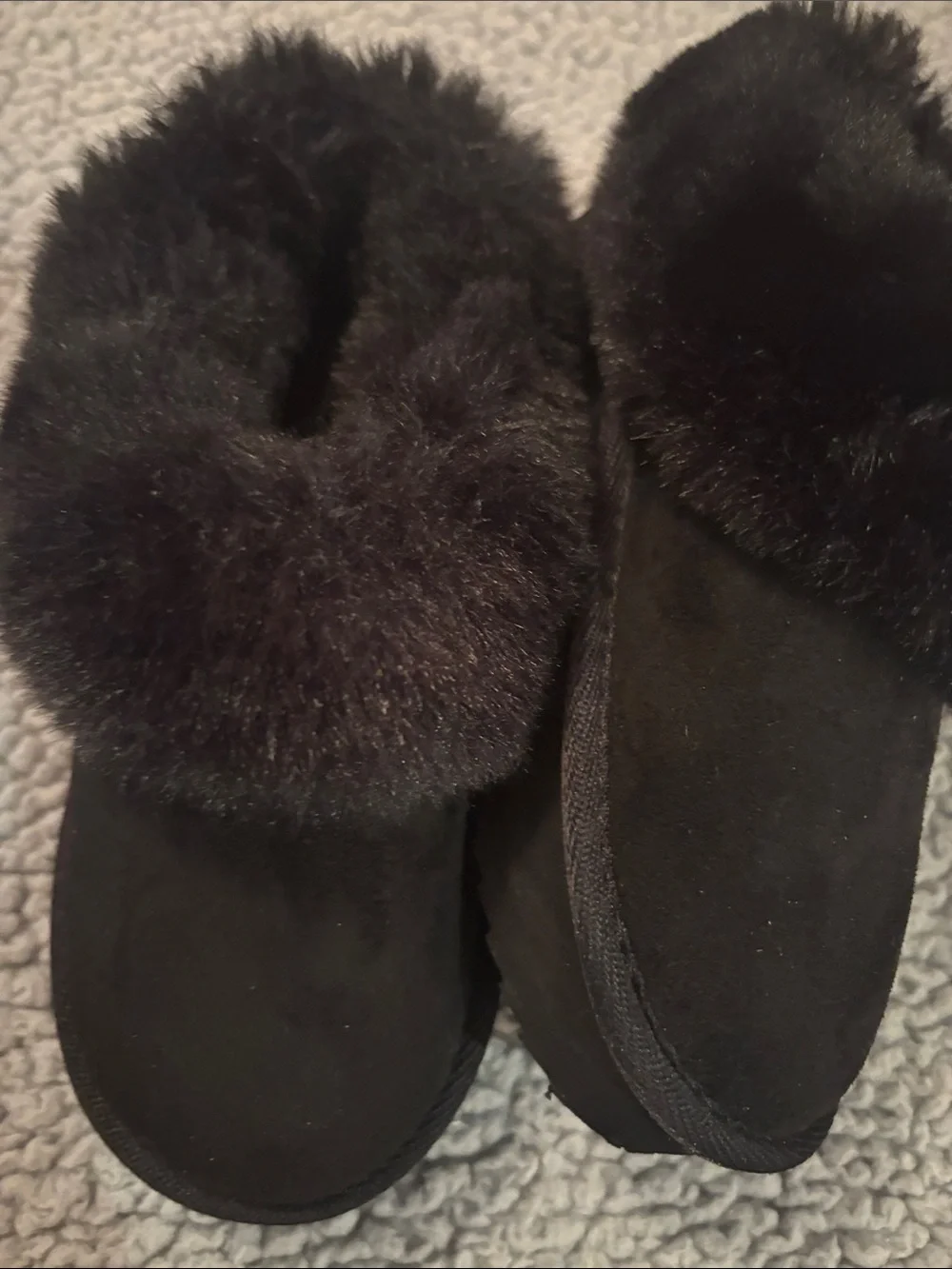 NWOT The Children's Place platform Teddy Slip ons black